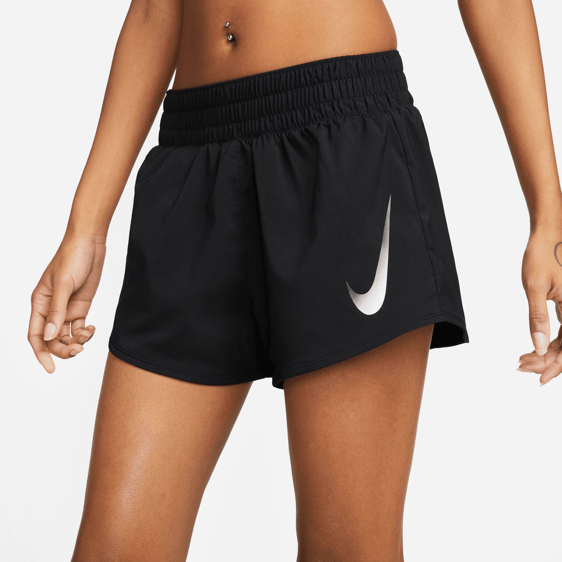 Nike| Damen Shorts SWOOSH SHORTS