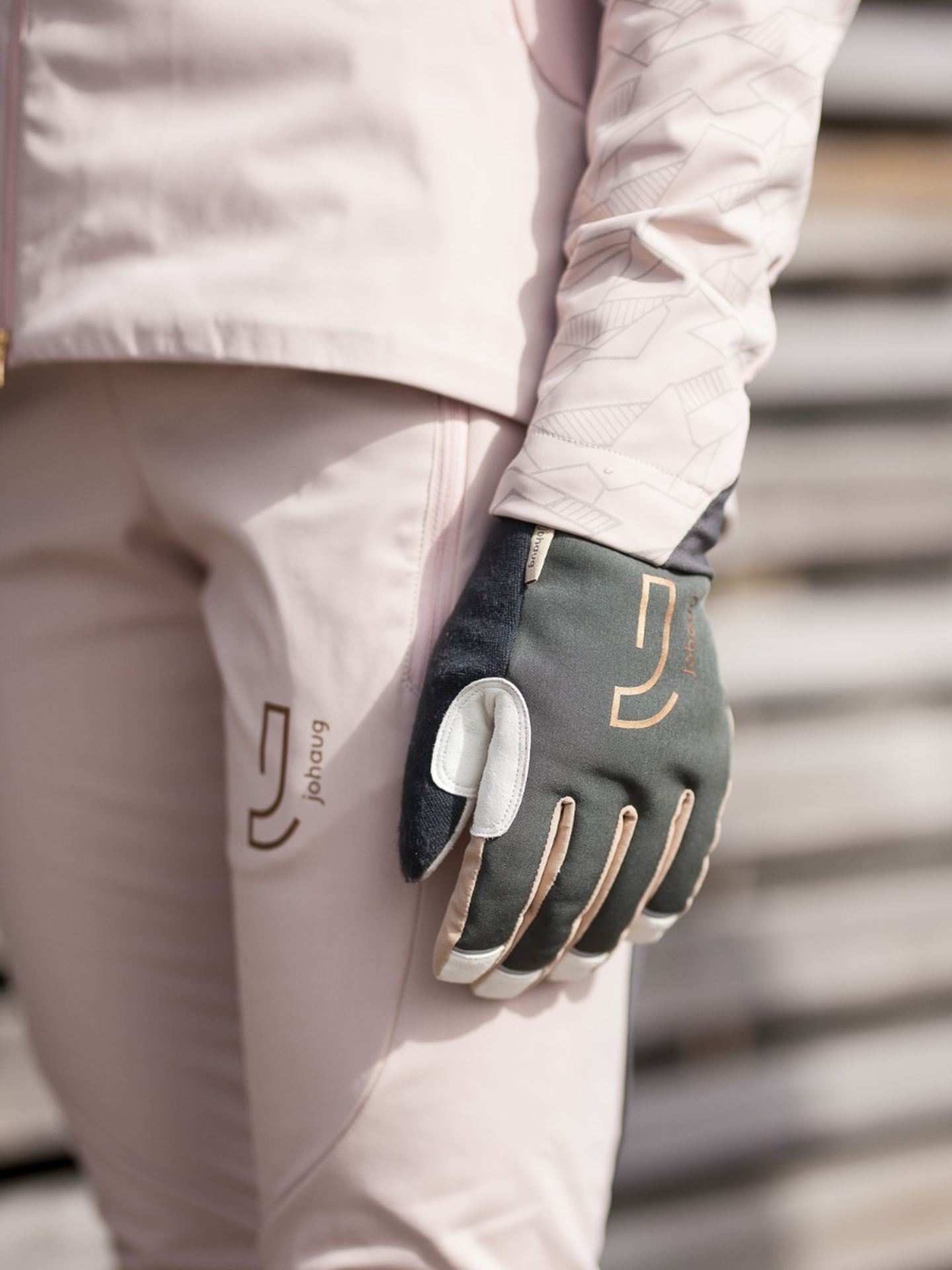 Touring Glove 2.0