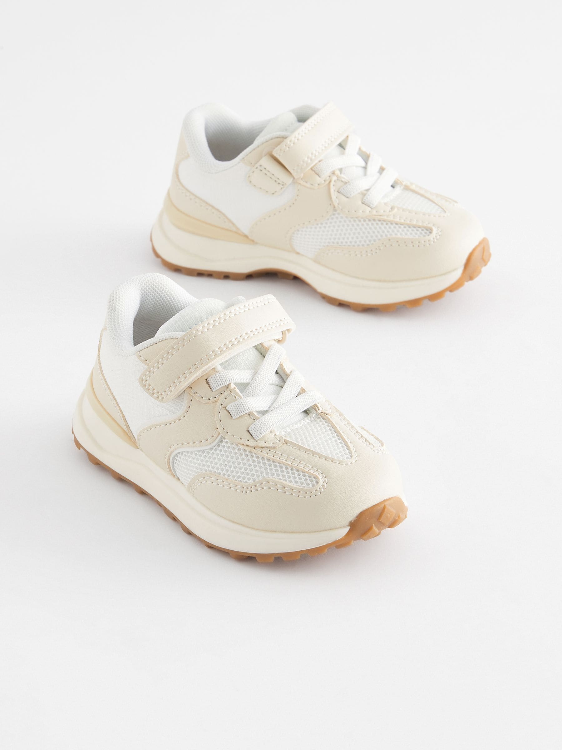 Wit - Sneakers met elastische veters en klittenbandsluiting