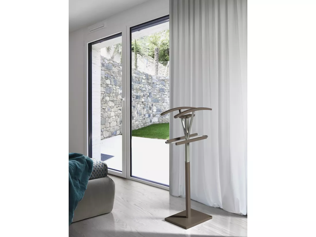 Valet de nuit - H110cm x L47cm x P34cm - hêtre massif moka - Couple