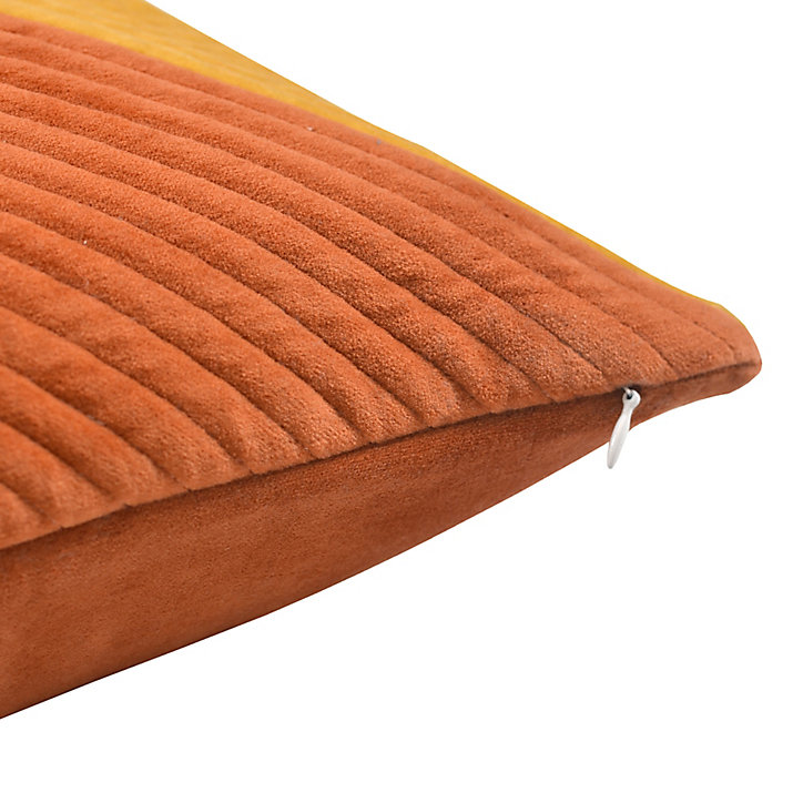 Coussin effet velours GoodHome Orozco 45 x 45 cm orange