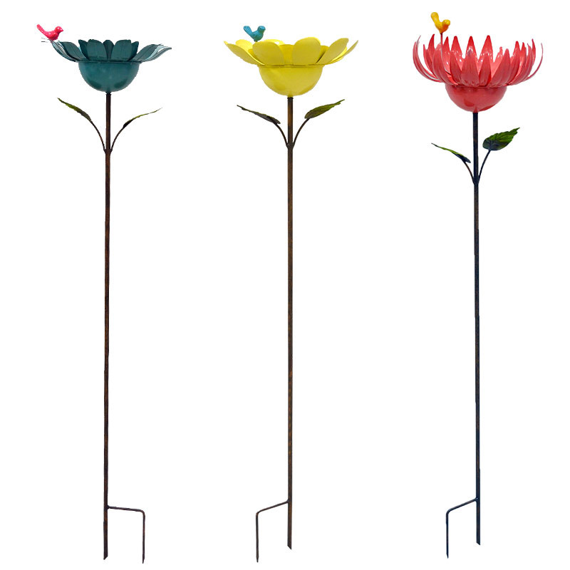 Ensemble 3 tuteurs oiseaux sur fleurs 28x25x118cm