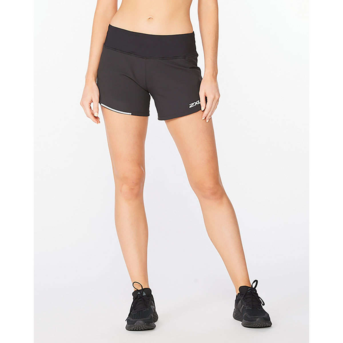 2XU Aero 4 Inch Hardloopbroek Kort Zwart Dames
