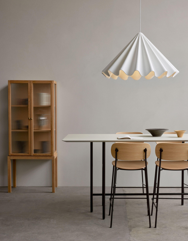 Audo Copenhagen Curiosity vitrinekast H168 naturel eiken