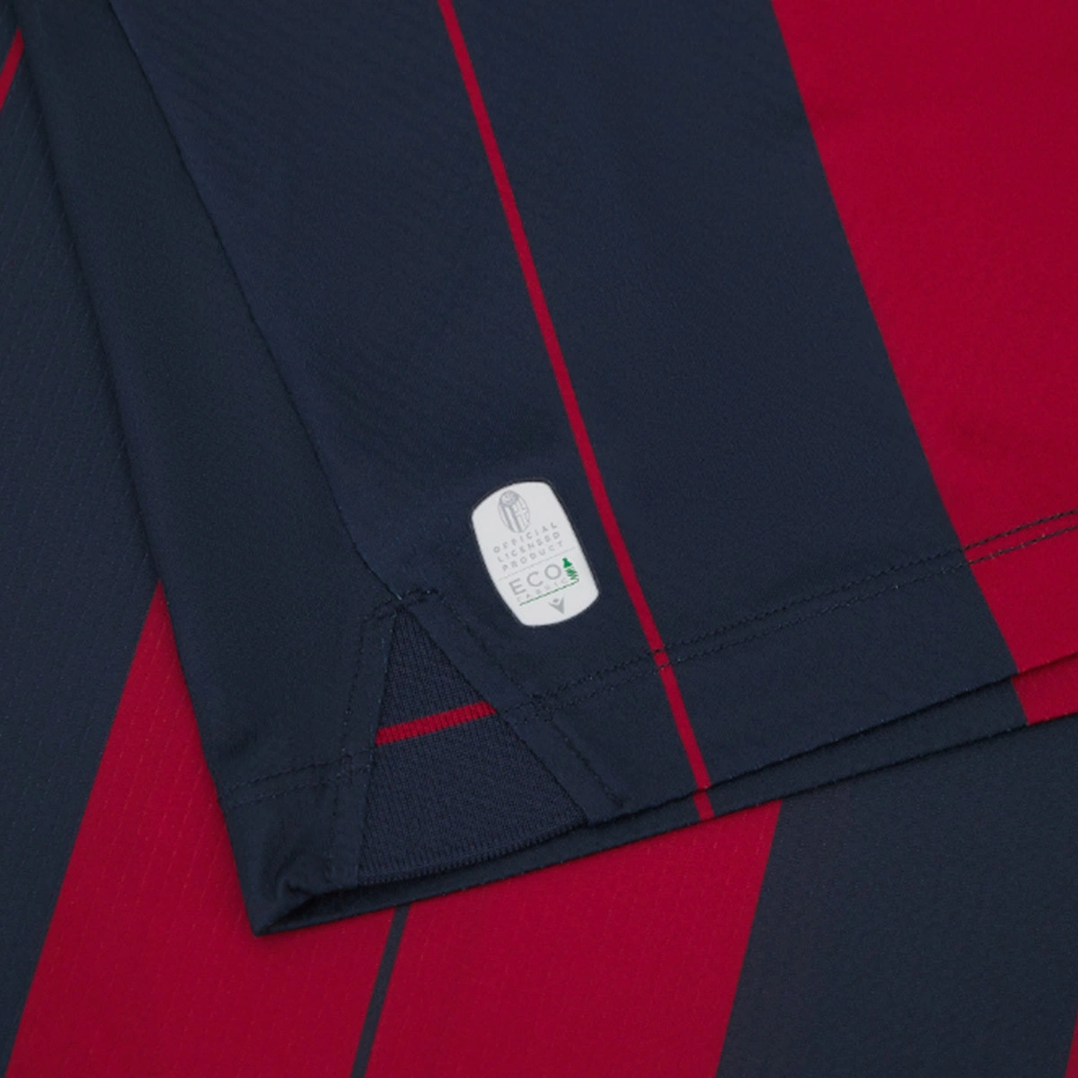 Camisola Macron Bologna Primeiro Equipamento 2025-2026