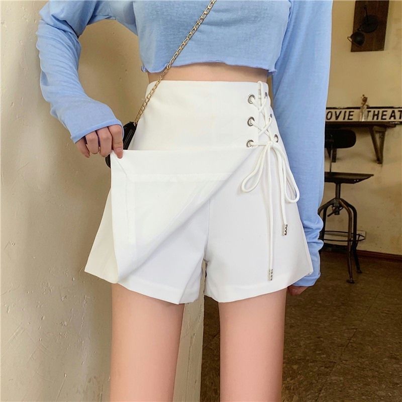 LINSI - Mini A-lijn rok met hoge taille en vetersluiting