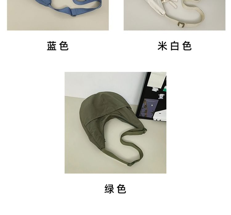 Hikuozy - Effen nylon crossbodytas