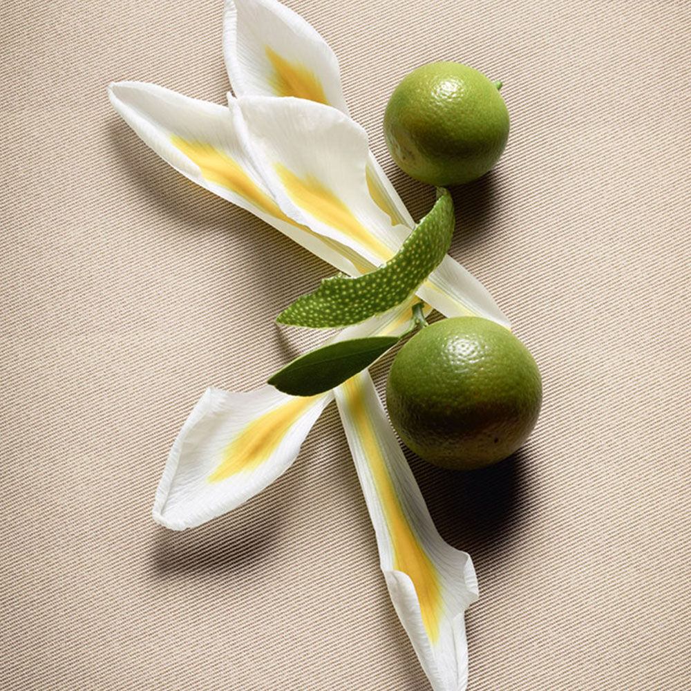 Trench - Le Vestiaire Des Parfums  Haute Parfumerie - Eau de Parfum - Floral Hespéridé