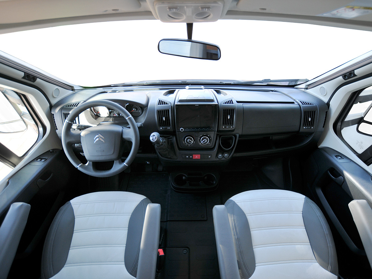 Sunlight T68 adventure edition 2024 camper