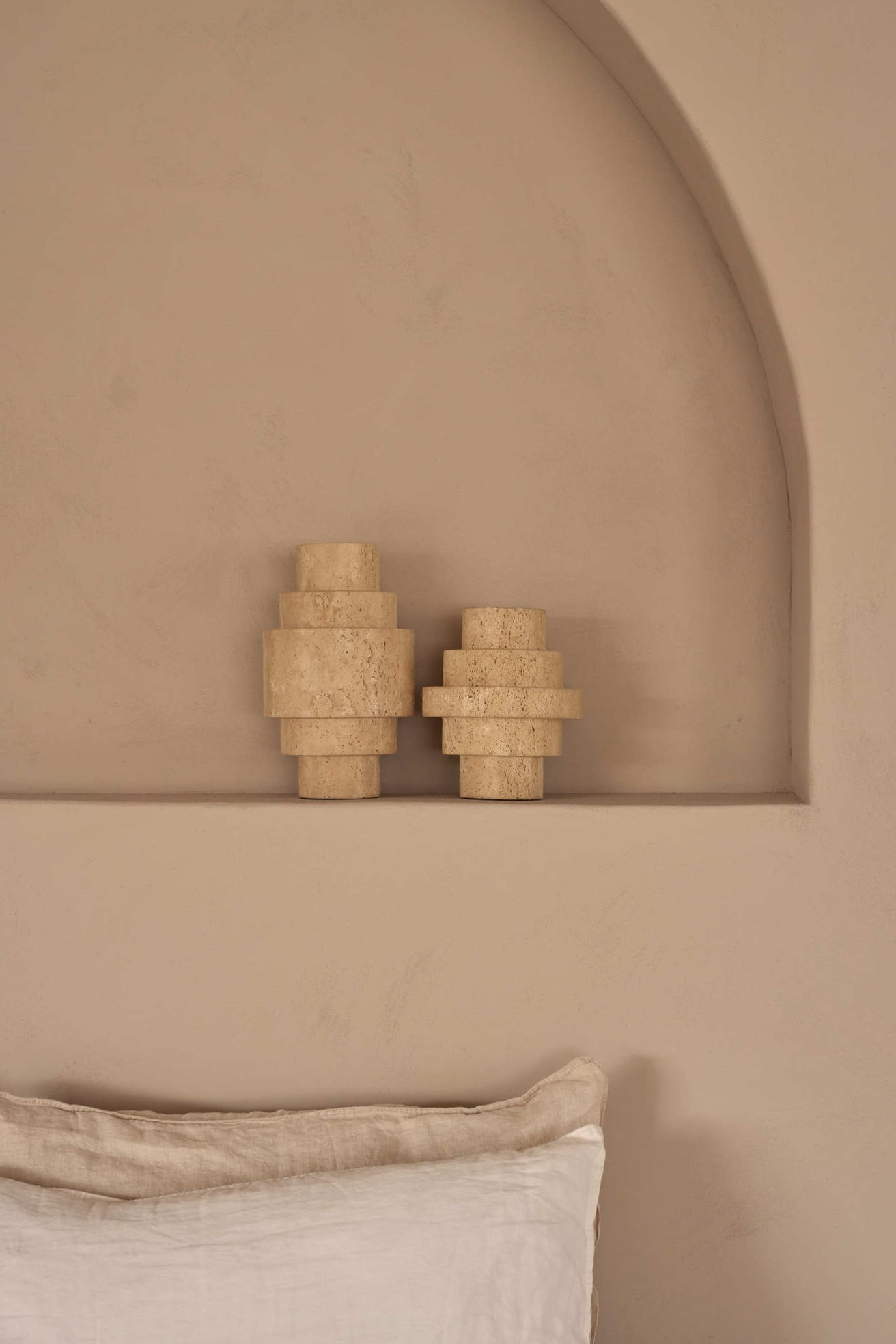 Vaas Agano Travertine M