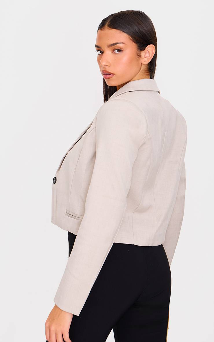 Sable Blazer Court Boxy Avec Poches Plaquées Détaillées