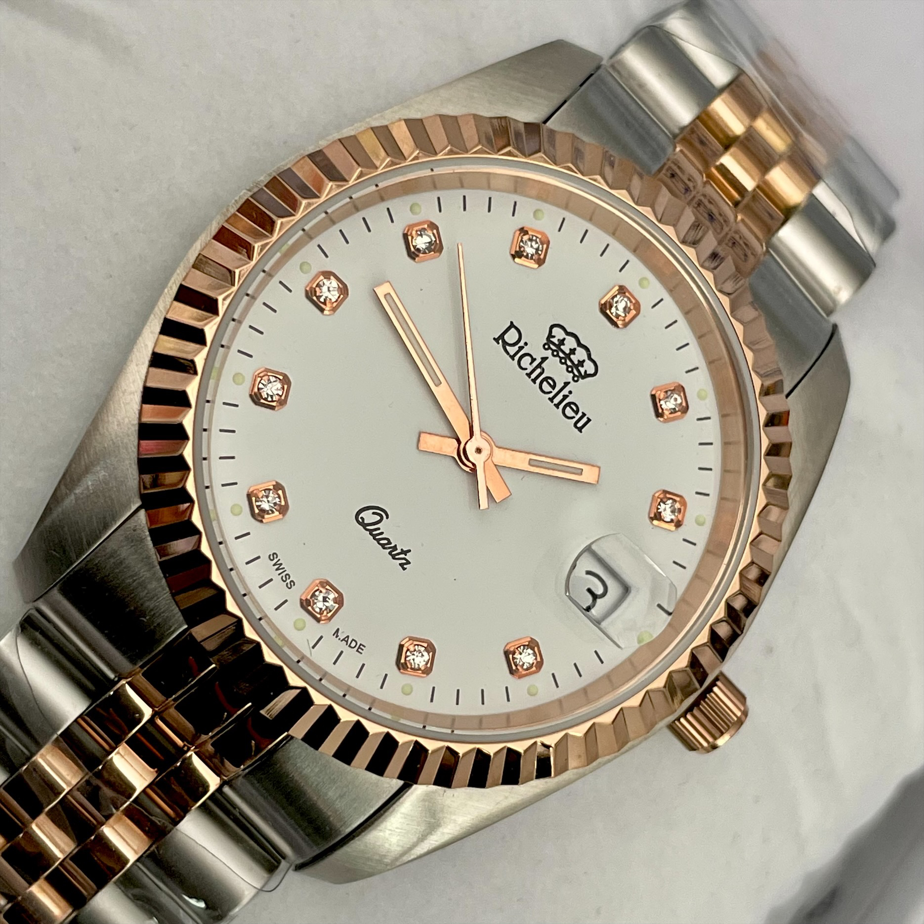 (Ø36mm) Swiss Made Quarz Armbanduhr Analog (Gelenkumfang 200-240mm) - Silber / Roségold