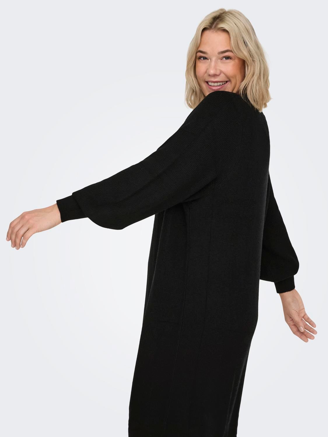 CARKATIA Midikleid Black