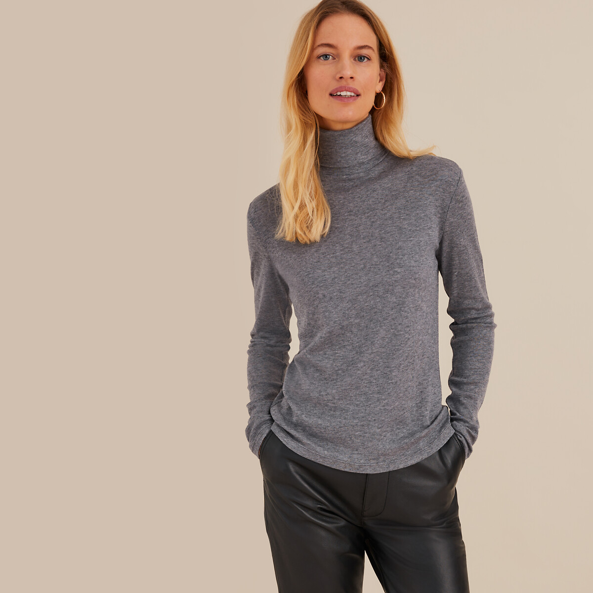 ANNE WEYBURN<br>Camiseta com gola alta e mangas compridas