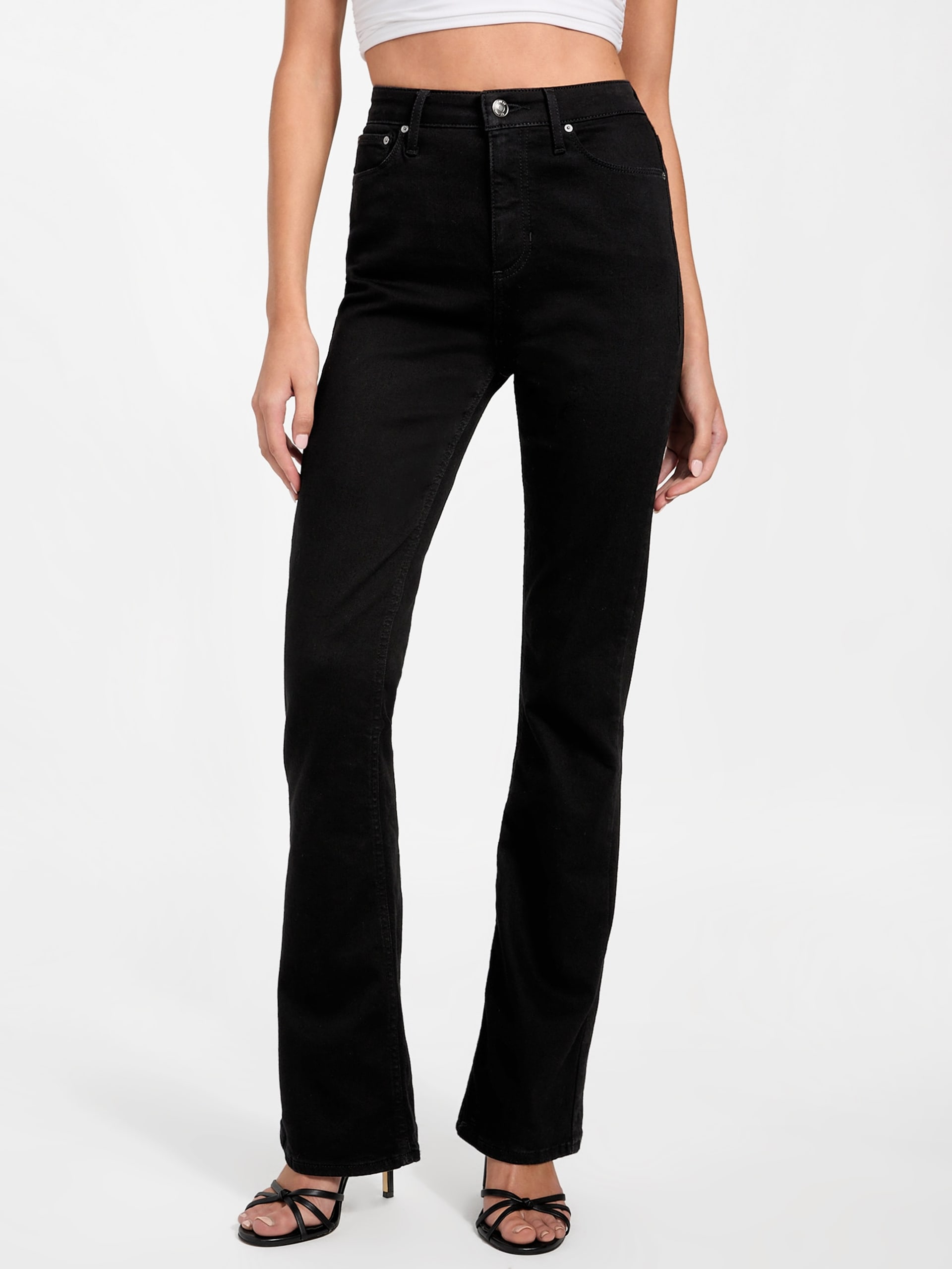 Calça jeans flare ecológica e sexy