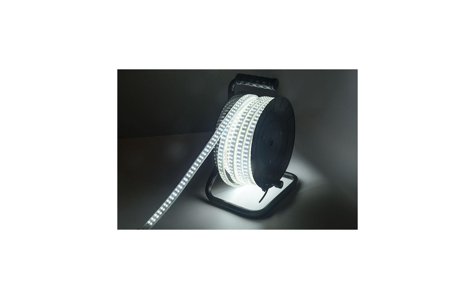 LED Schlauch Kabelrolle 15 m / IP 55<br>Für die Bauindustrie entwickelt