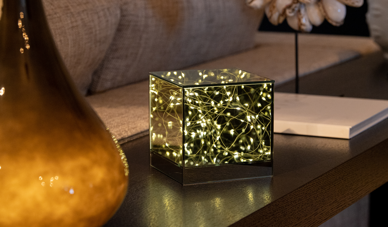 LED kubus 25 lichtsB15 x D15 cm