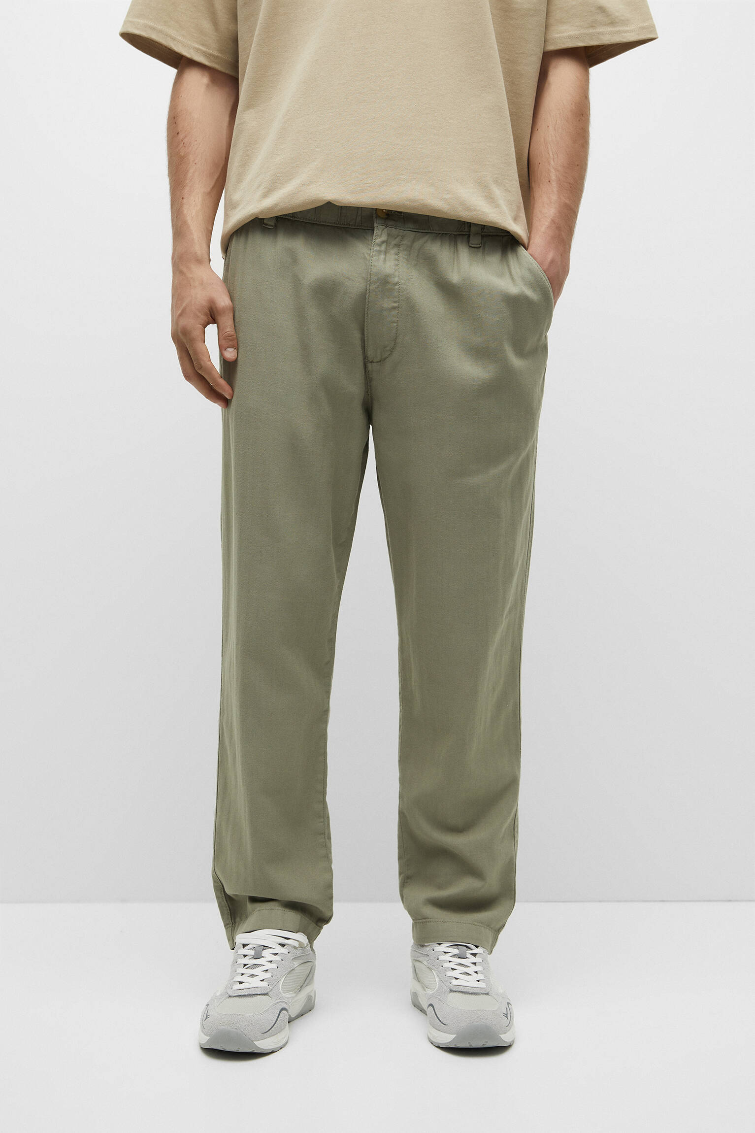 Calça chino básica de linho - cáqui