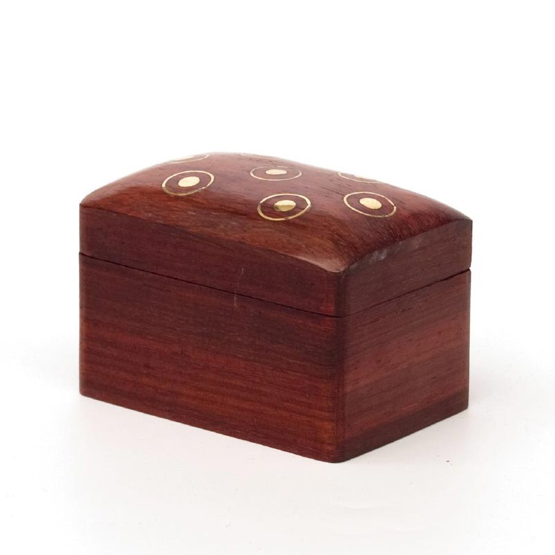 Mini-Schatulle mit Messingintarsien, braun, B 7 cm, L 5 cm, H 5 cm von fischer's lagerhaus