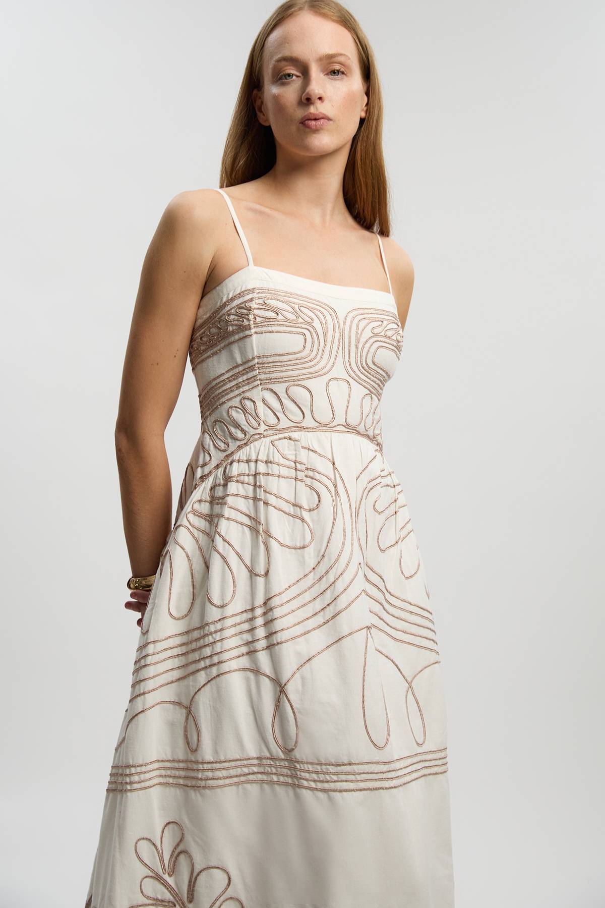 KarenMillen Robe Midi Tissée À Bretelles En Coton Lin Avec Broderie Cornelli