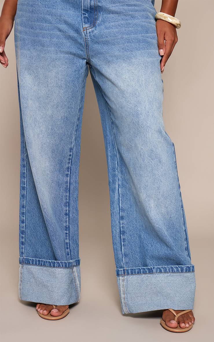 Mid Blue Wash Jean Grande Taille Bleu Moyen Délavé À Ourlet Retroussé Et Coupe Large