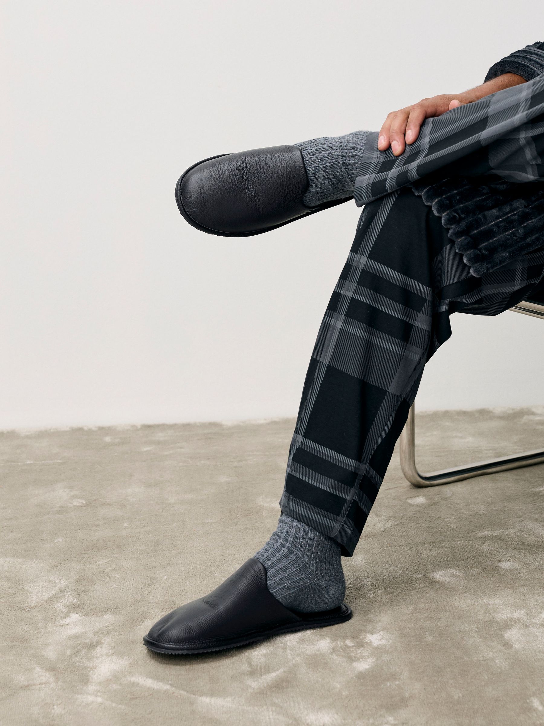 Zwart - Signature Leather Mule Slippers
