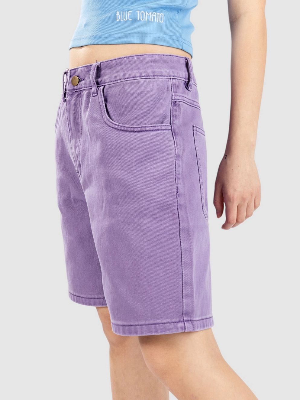 Blue Tomato Baggy Shorts bleach overdyed violet