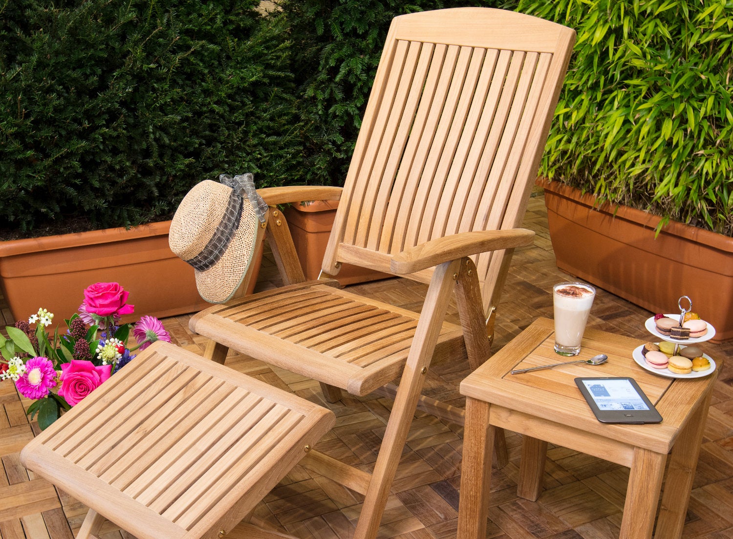 Premium teakhouten tuinstoel met hoge rugleuning, verstelbaar, elegant, weerbestendig, massief hout