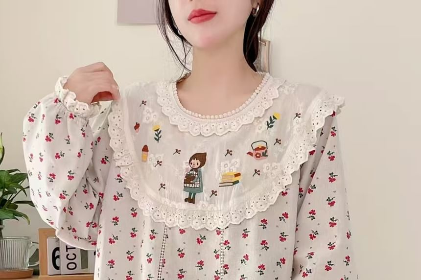 Aigan - Blouse met pofmouwen en bloemenkant