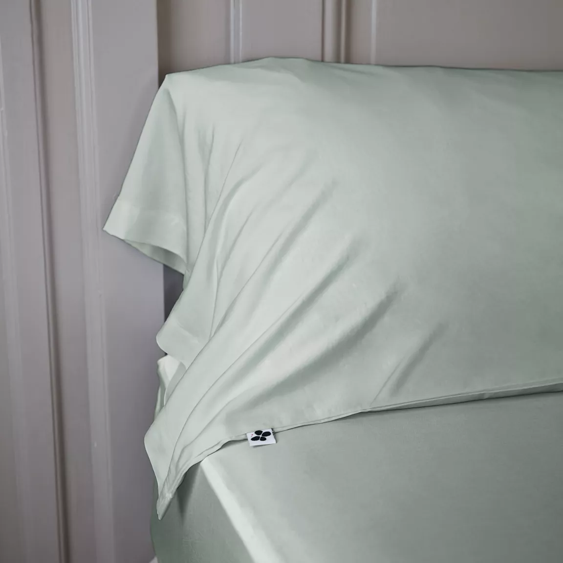 Taie de traversin satin de bambou (L185 cm) Salomé Vert eucalyptus