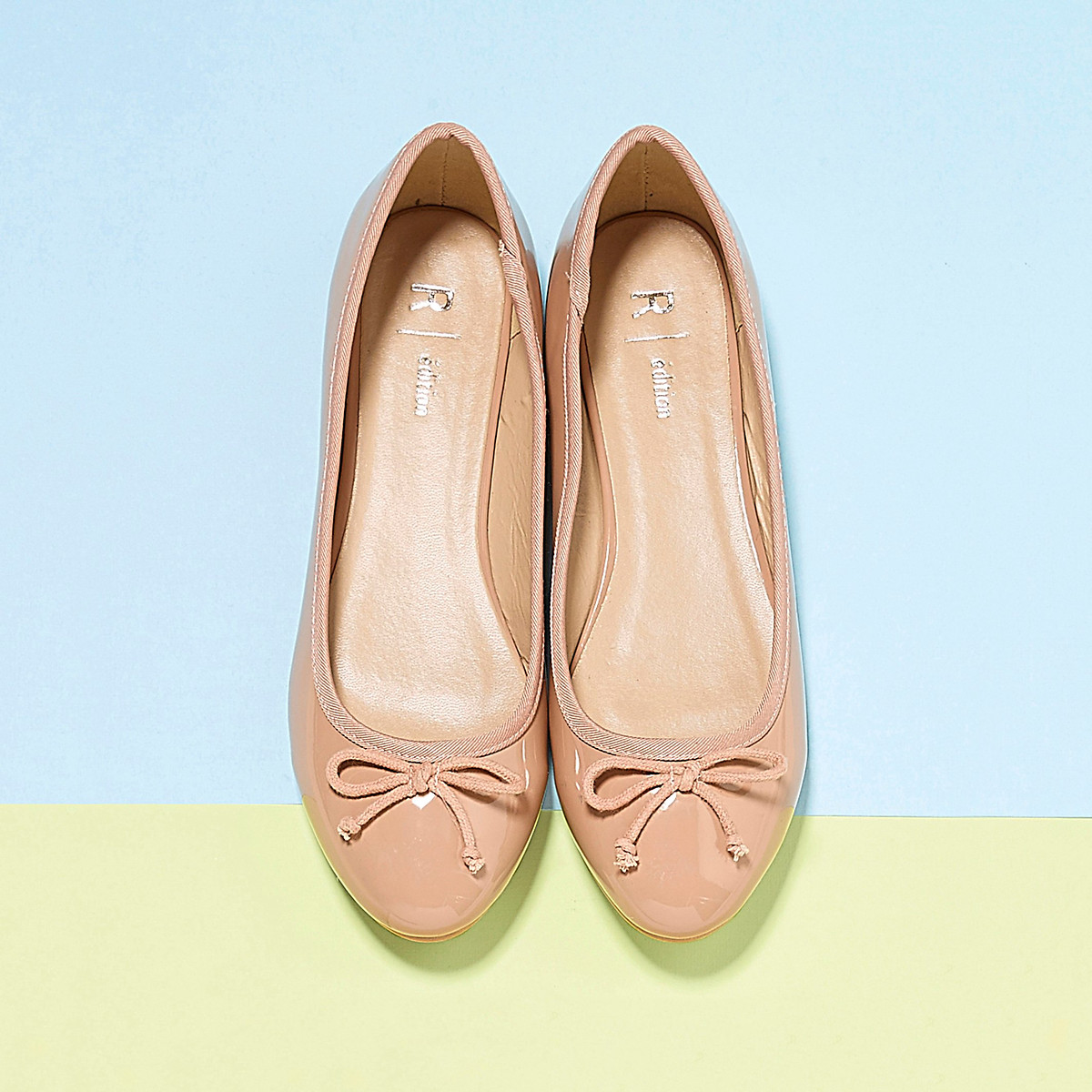 COLEÇÃO LA REDOUTE<br>Sapatilhas de ballet laqueadas com laço