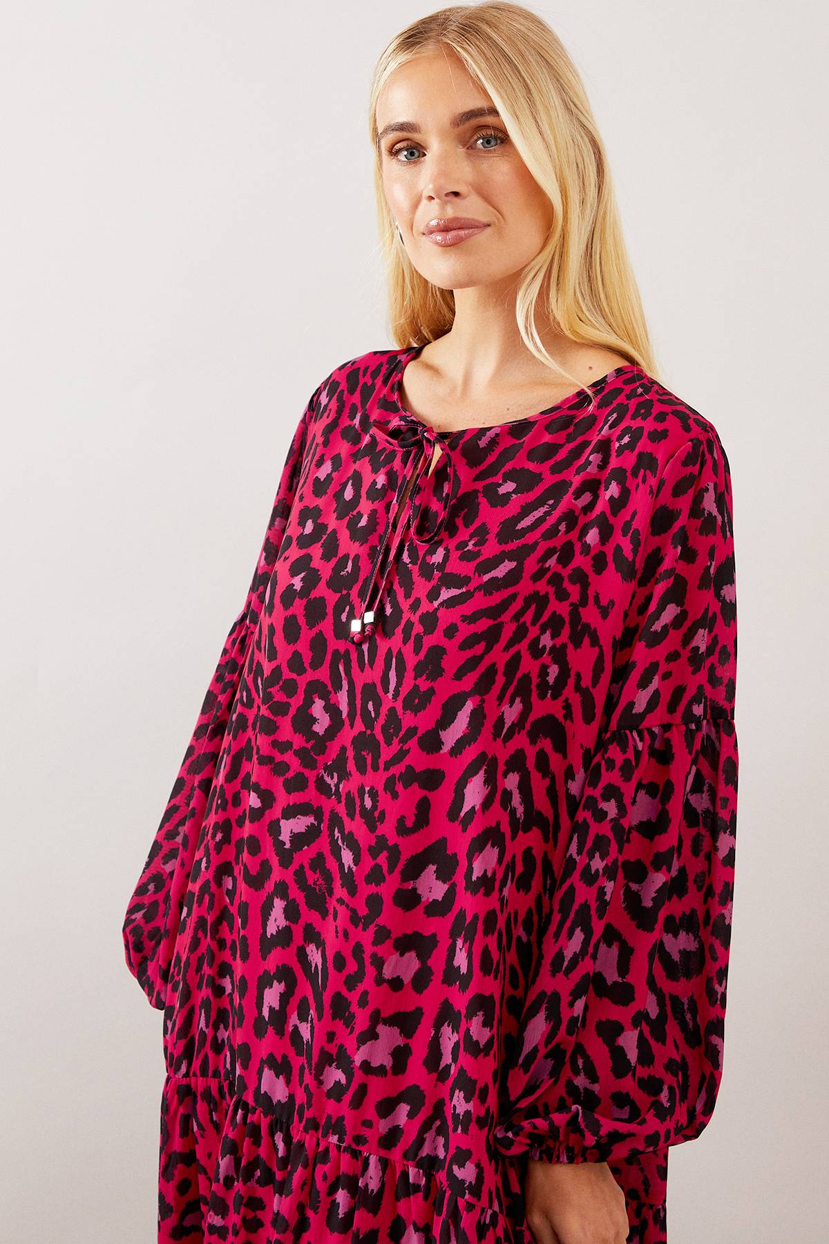 Wallis Robe Midaxi Smock à Volants Motif Léopard Petite