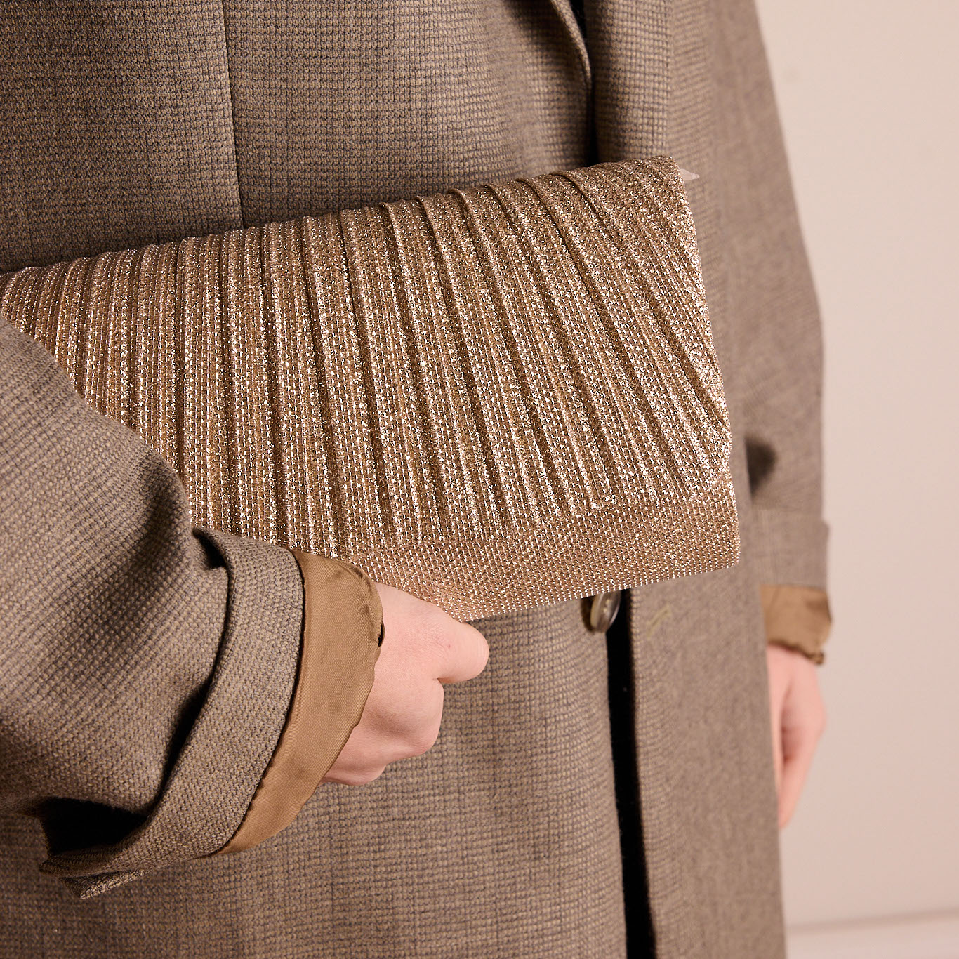 Goudkleurige clutch met glitters