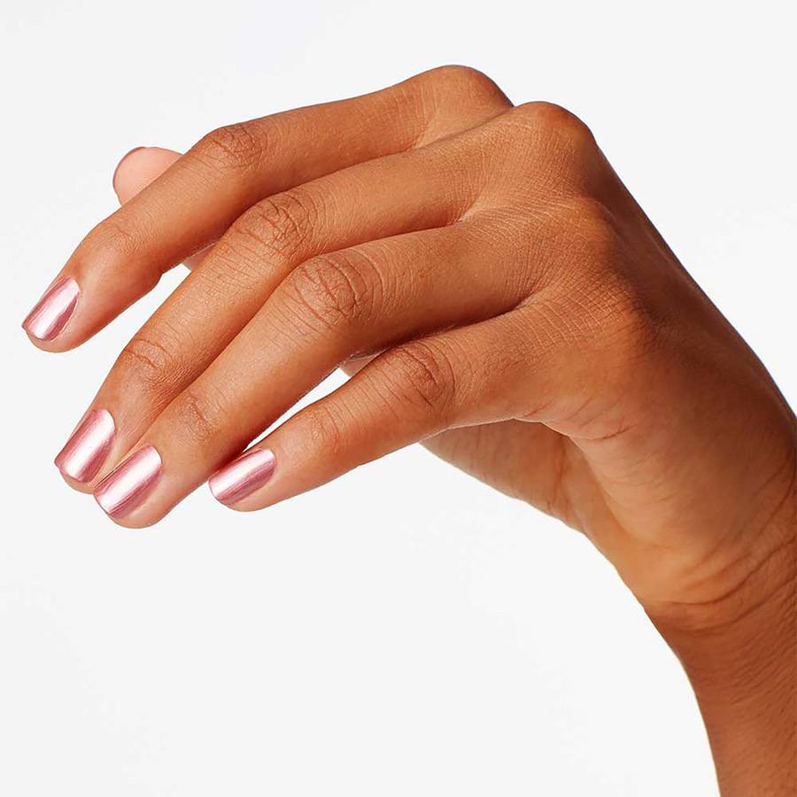 OPI Nail Lacquer Chicago Champagne Toast NLS63 15ml