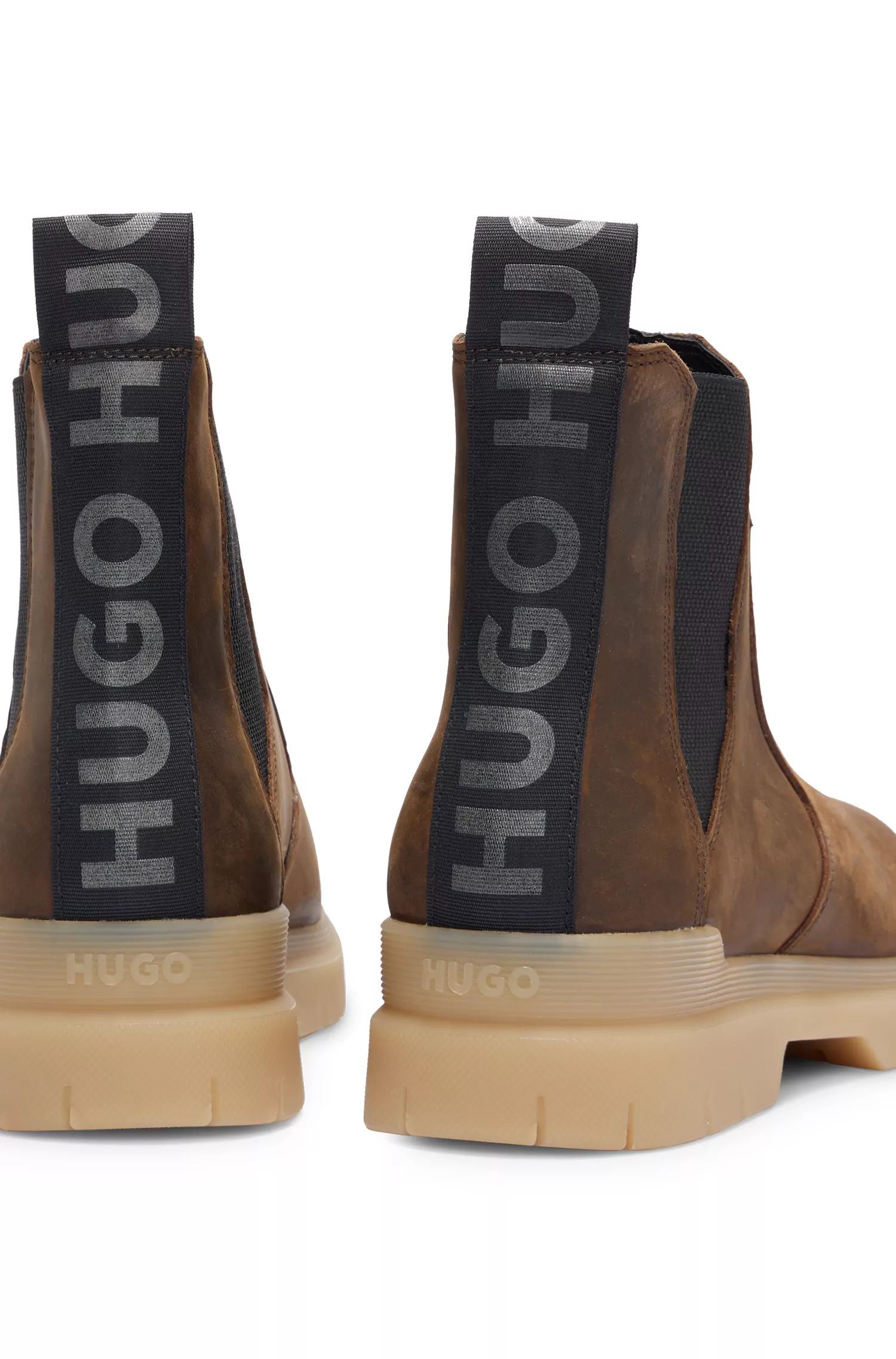 Botas Chelsea HUGO em couro vermelho com detalhe em fita com o logotipo.
