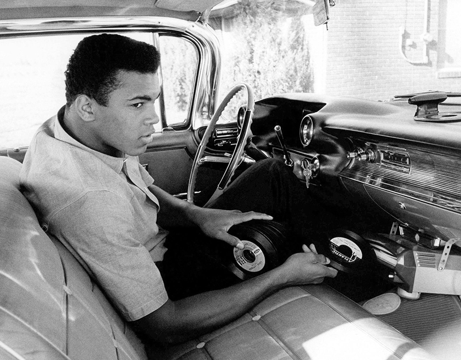 Muhammad Ali Playing Vinyls by Classic Collection I - Darlings - Small Limited Edition. 30x40.
