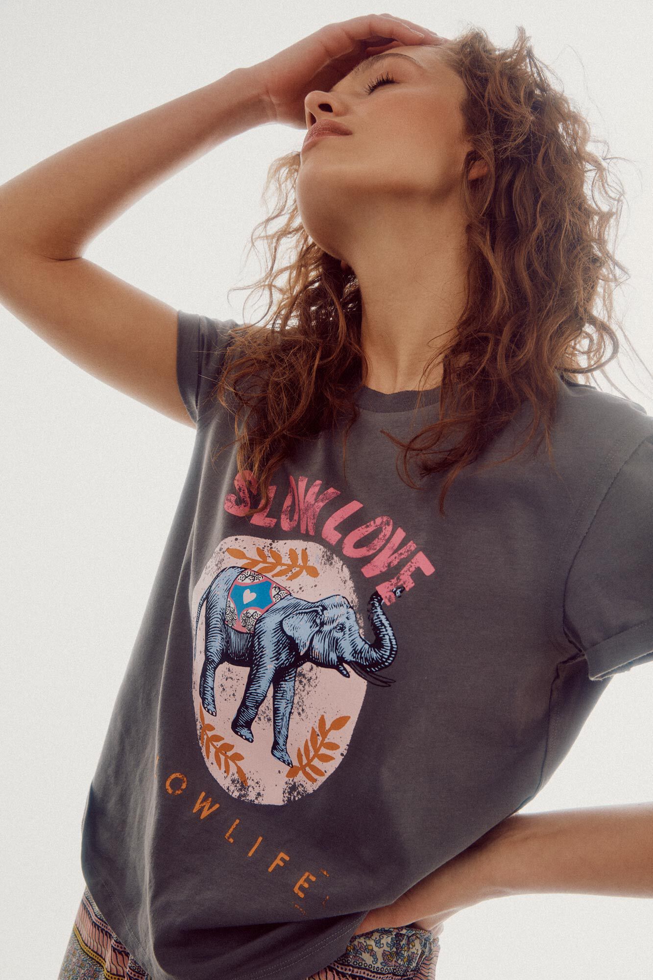 Camiseta estampada - Cinza