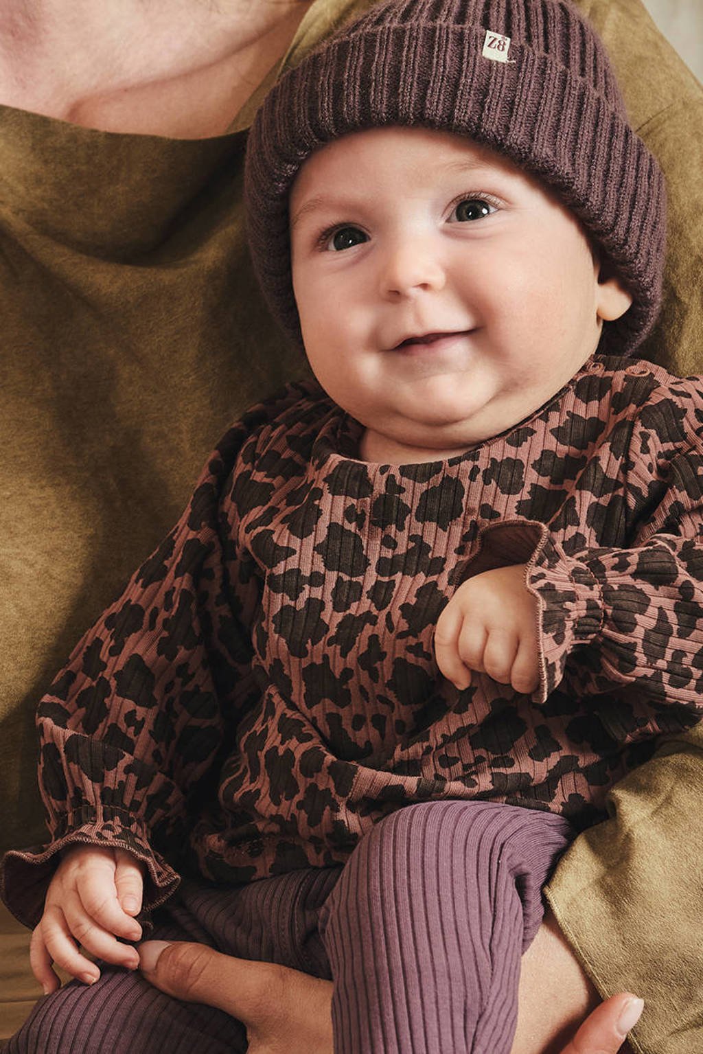 Z8 newborn muts Mayar antraciet
