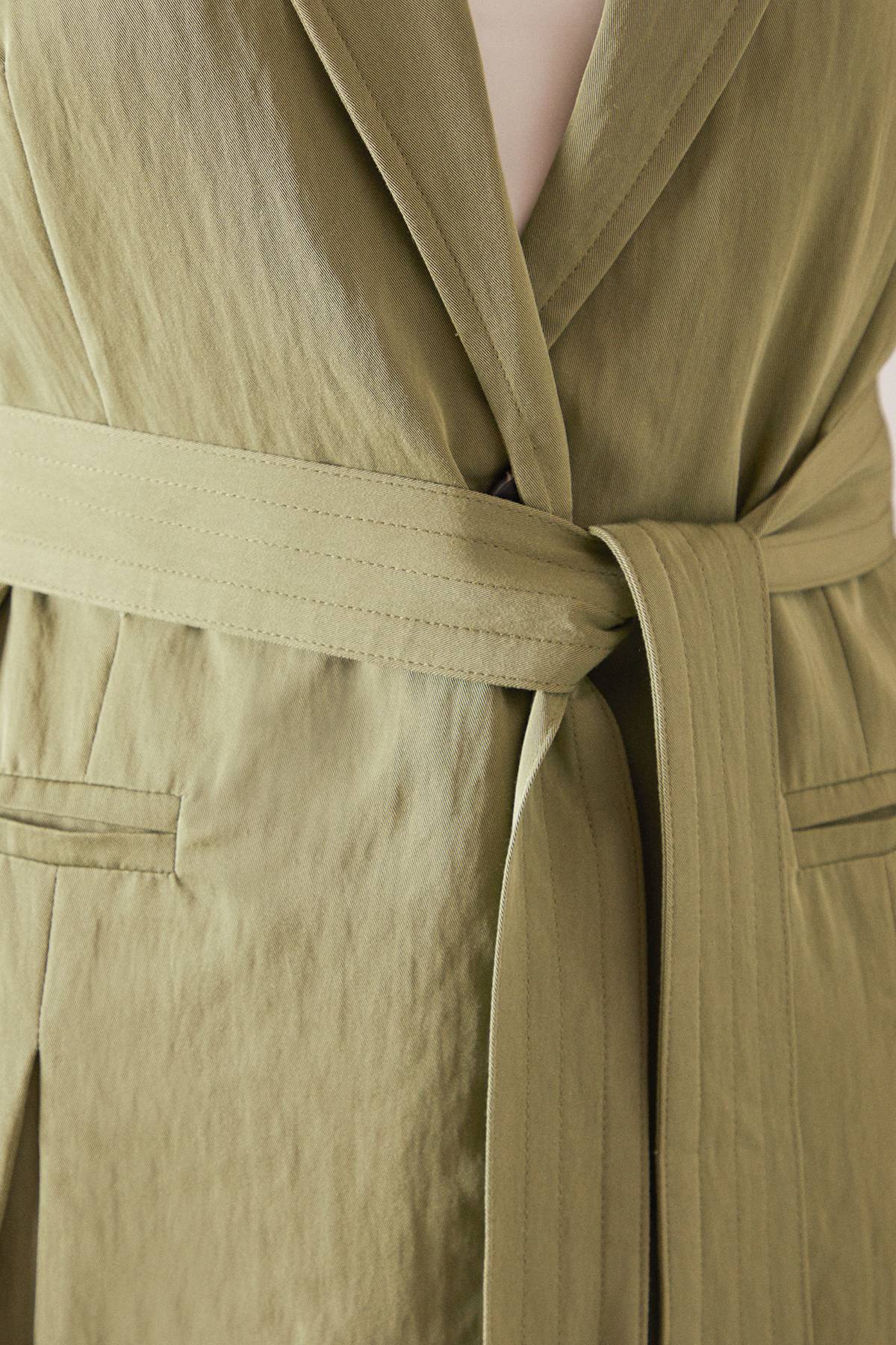 Wallis Gilet Sans Manches Ceinturé Petite Taille