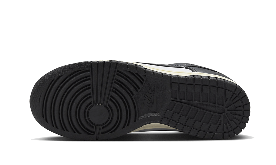 Nike Dunk Low Vintage Panda - 48h Delivery
