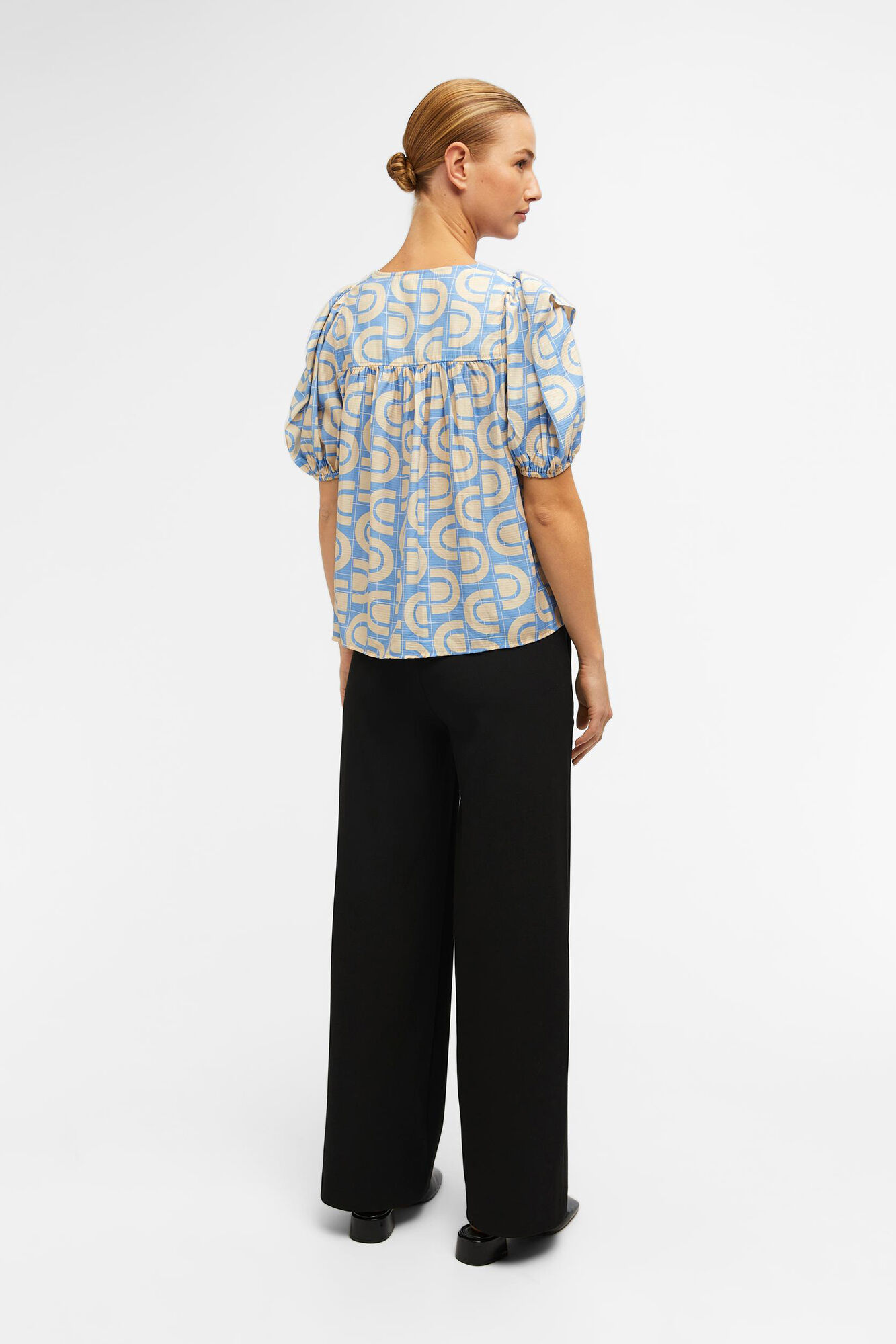 Blusa com mangas bufantes - Azul