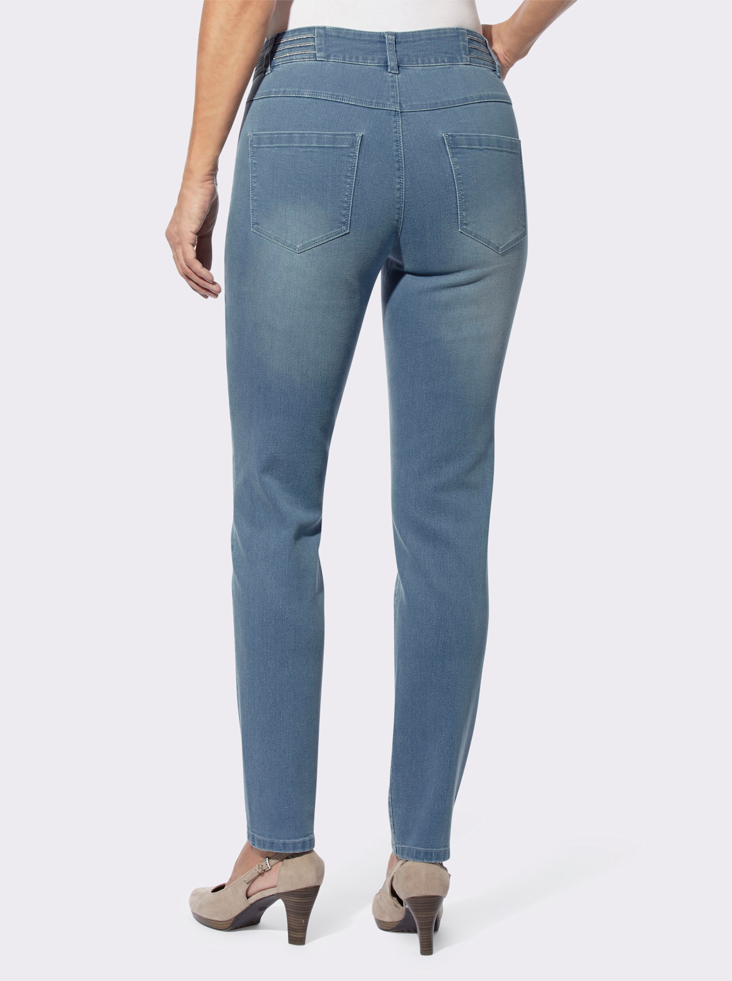 Jeans mit verziertem Bund