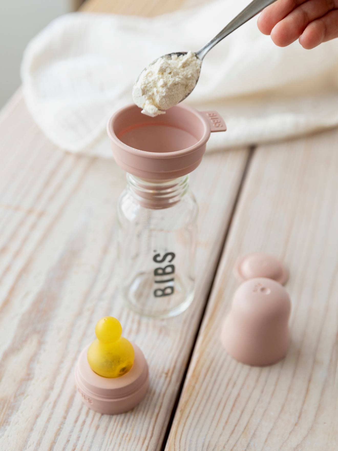Mamadeira de vidro rosa BIBS de 110ml