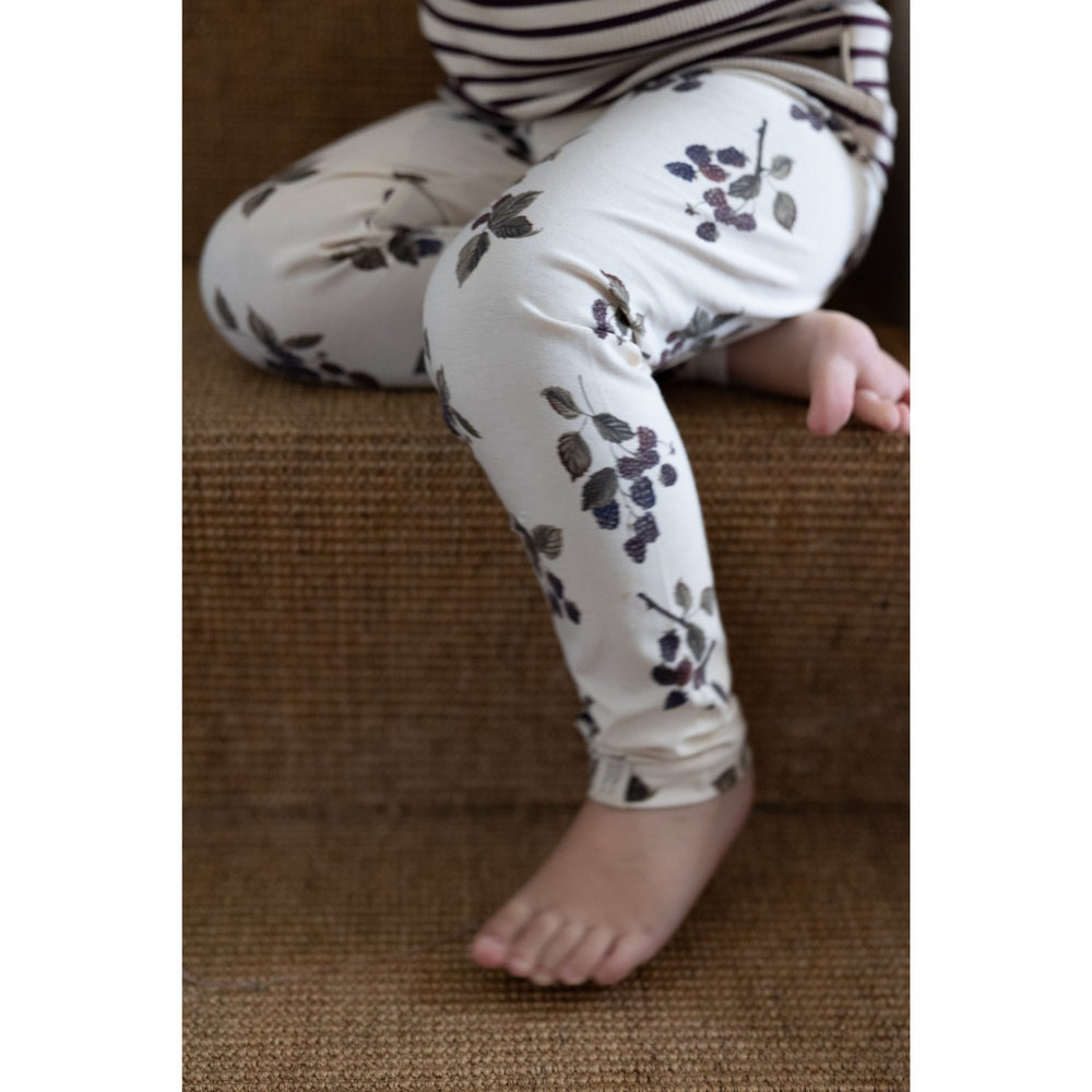 Køb Petit Piao Black Berry Legging Printed