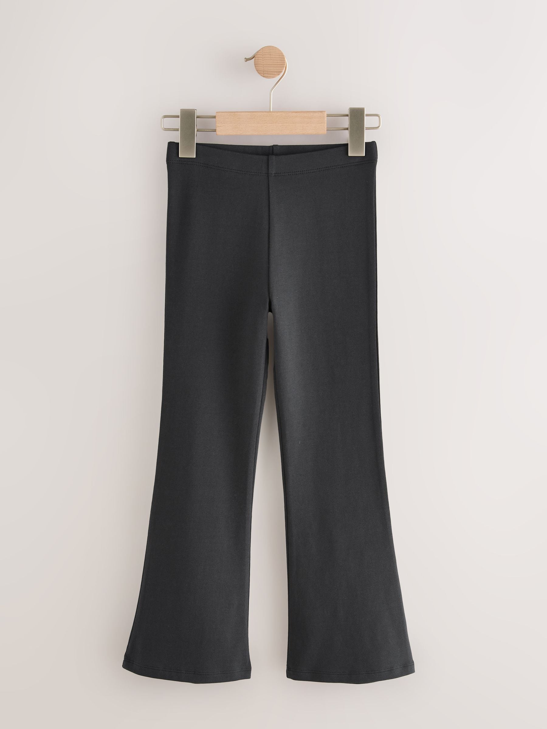 Zwart - Uitlopende legging (3-16jr)