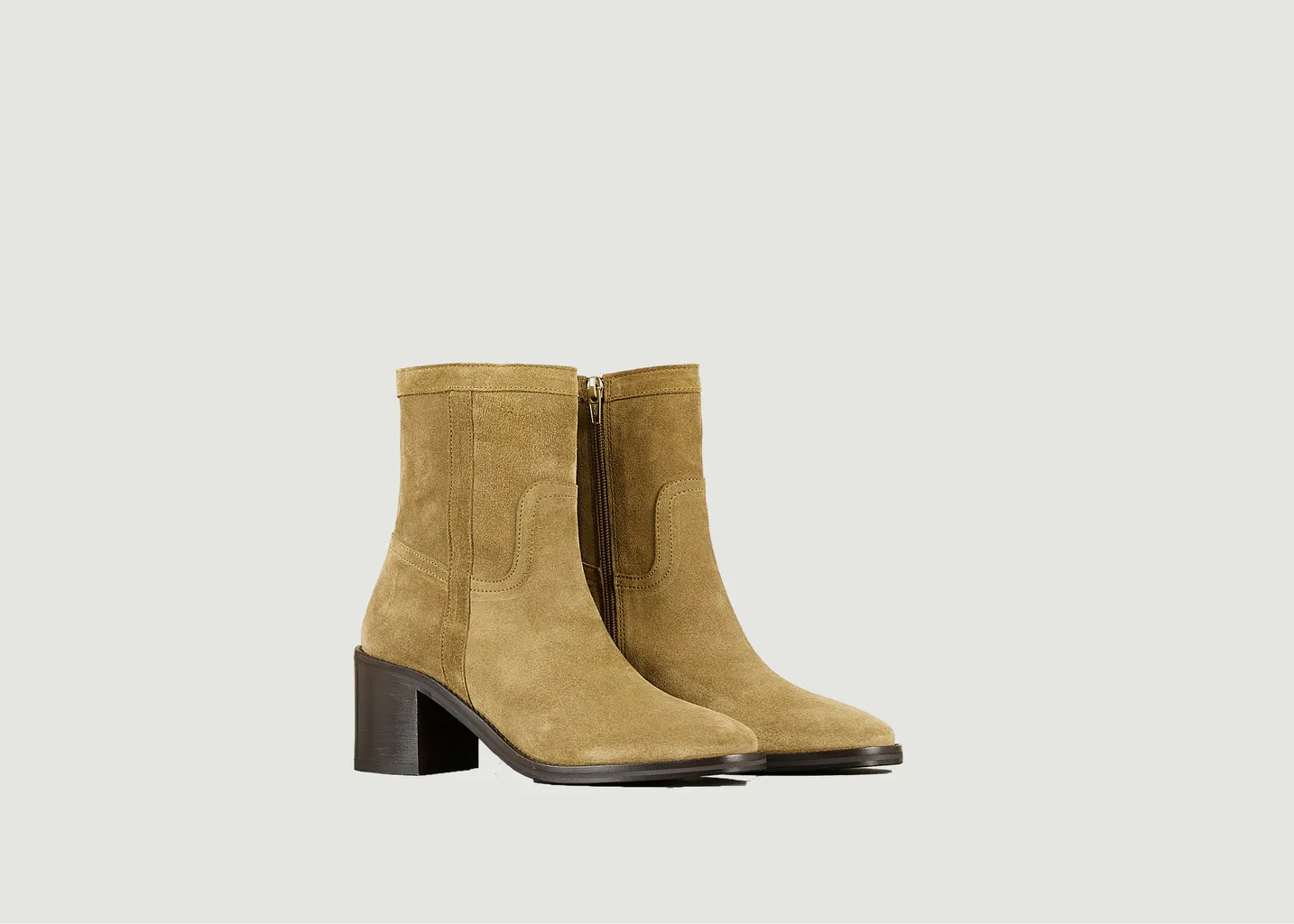 Boots Laura Tila March