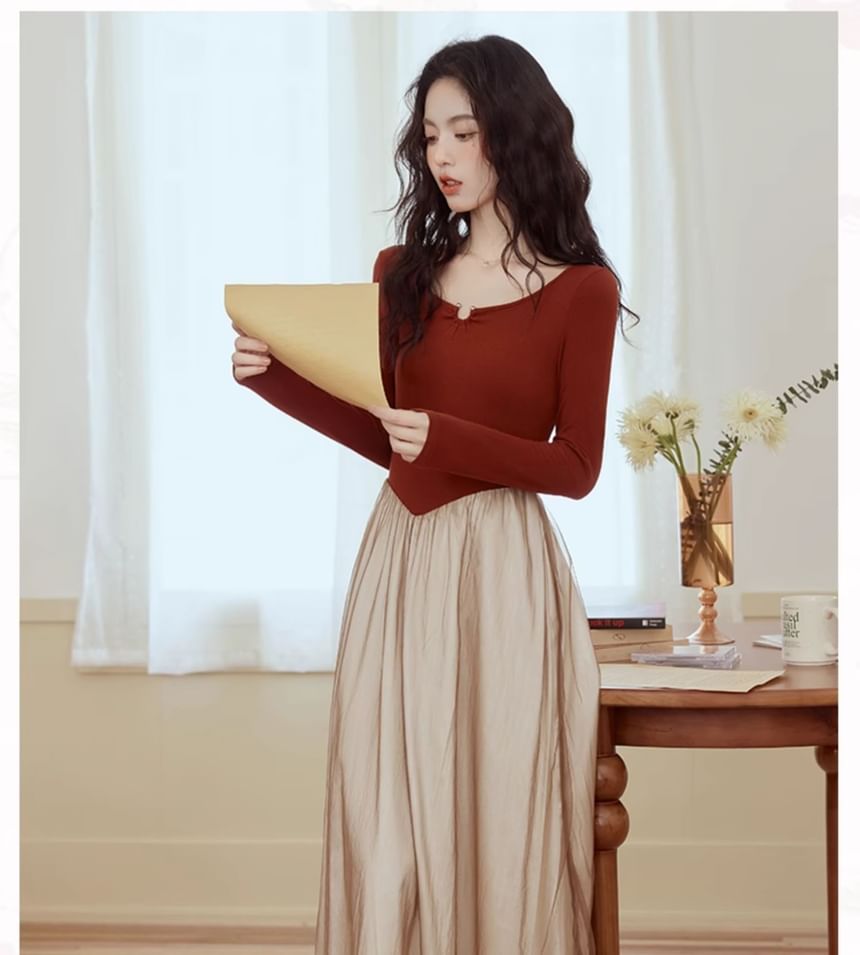 Plum Reverie - Lange mouwen ronde hals mesh maxi A-lijn jurk