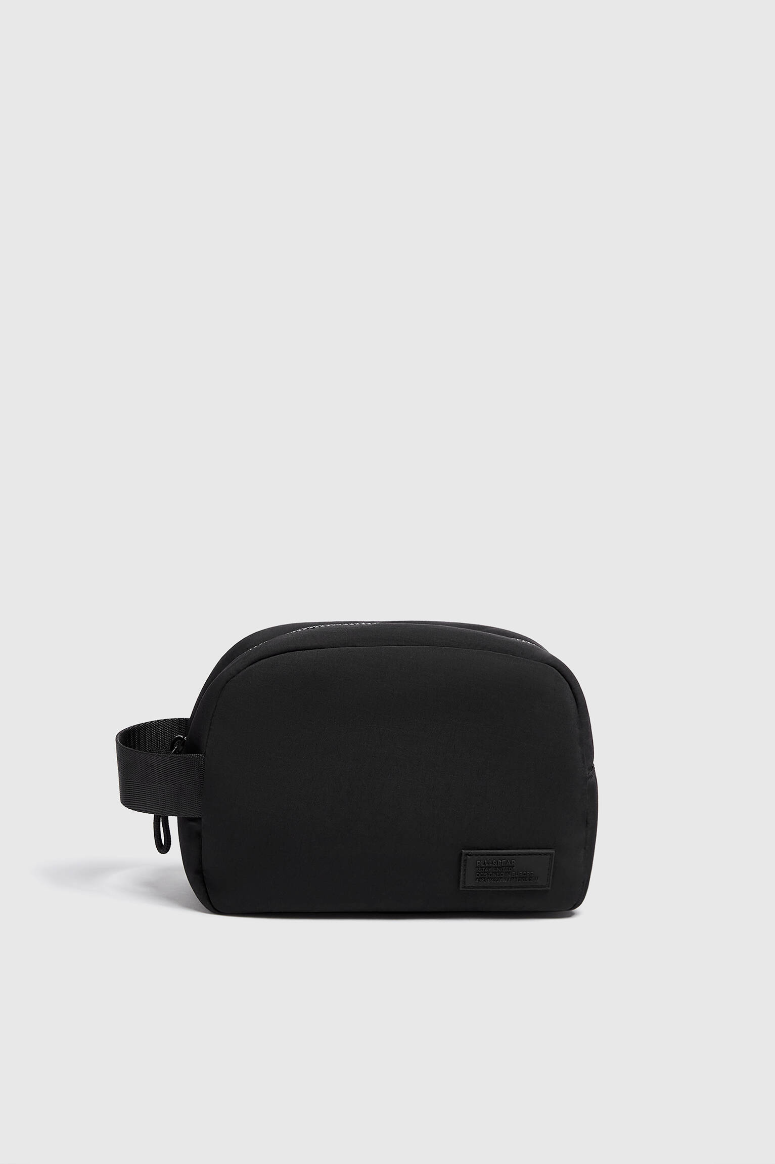 NECESSAIRE ESPORTIVA - PRETA