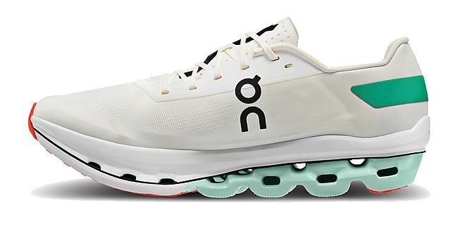 ON RUNNING - CHAUSSURES DE RUNNING CLOUDBOOM ECHO M
