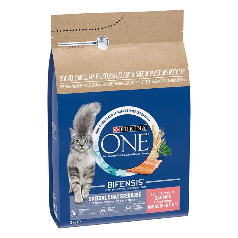 PURINA ONE Stérilisé au saumon